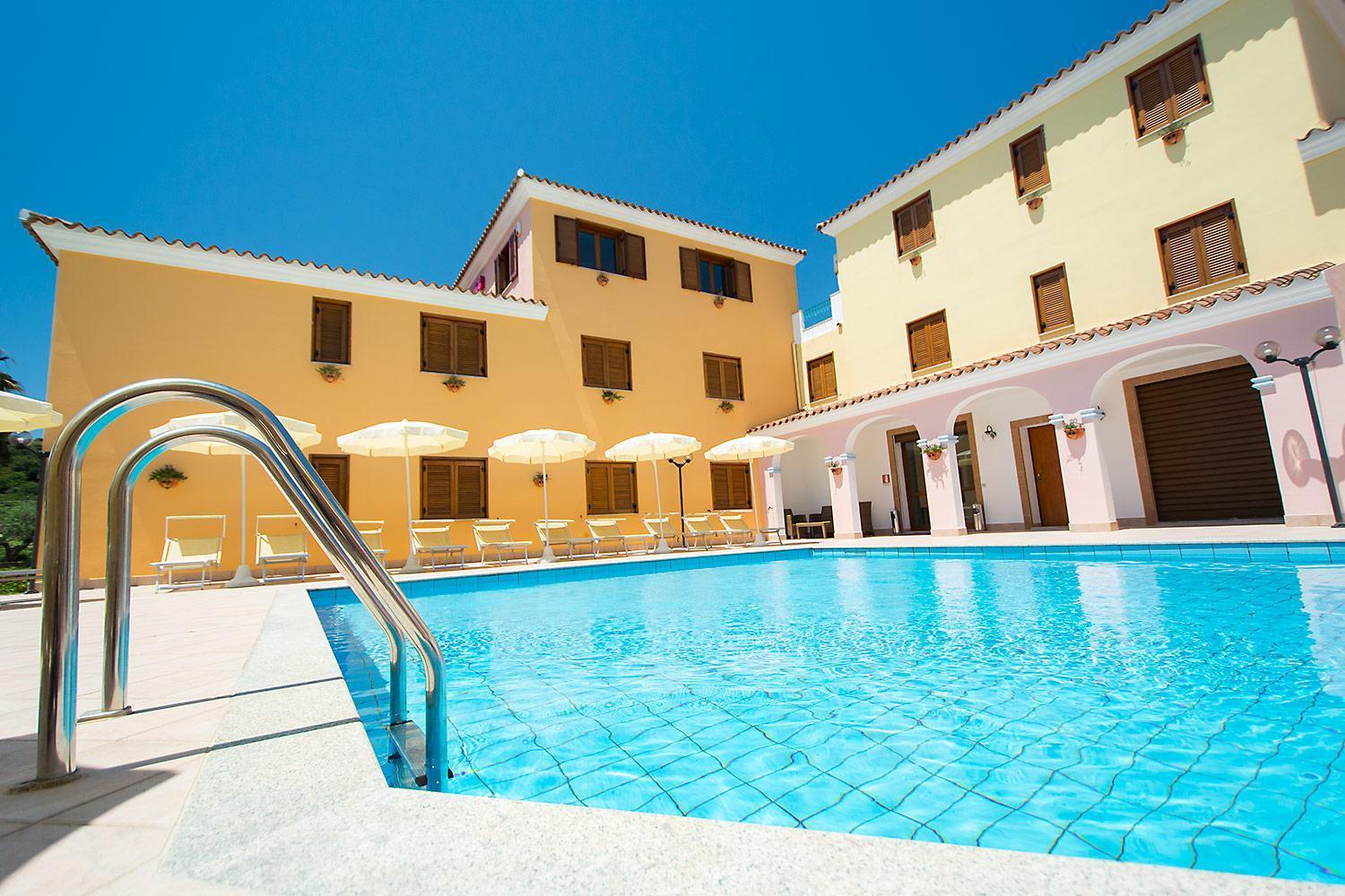 Residence Cala Viola Cala Liberotto Extérieur photo